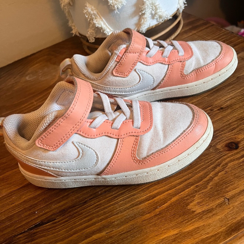 Nike Toddler Court Borough Low Top size 10